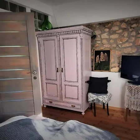 Patak Apartman, Diszel Daire *