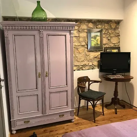 Patak Apartman, Diszel *