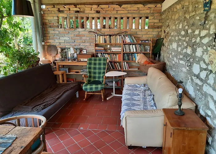 Patak Apartman, Diszel 아파트 터폴차