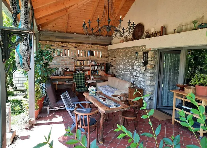 Patak Apartman, Diszel تابولتْسا