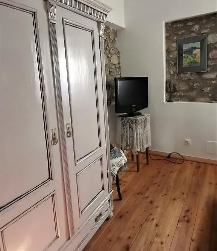 Patak Apartman, Diszel