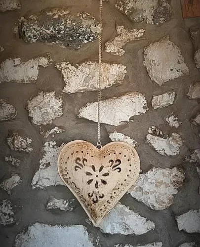 Patak Apartman, Diszel 터폴차