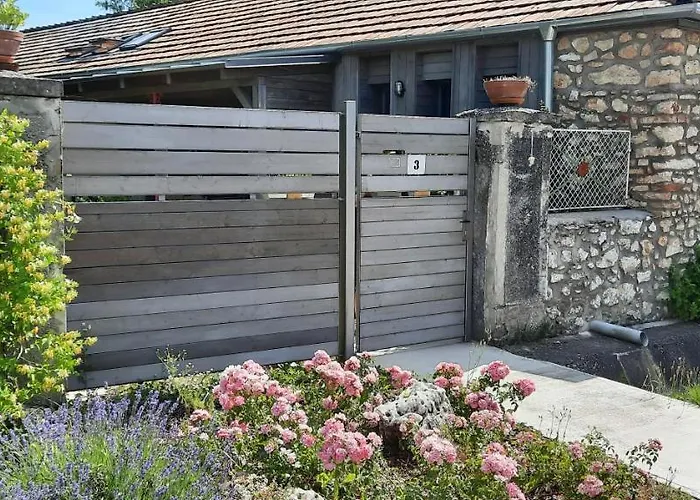 Patak Apartman, Diszel * タポルツァ