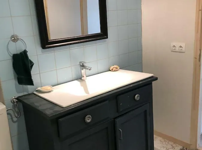 Patak Apartman, Diszel