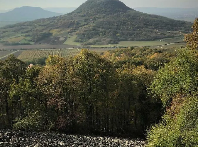 Patak Apartman, Diszel 아파트 *