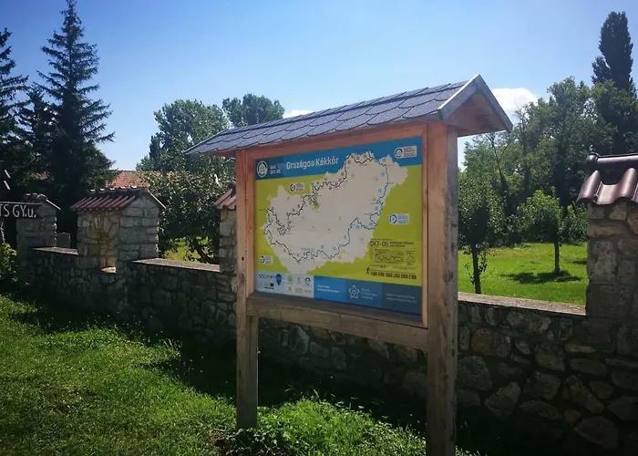 아파트 Patak Apartman, Diszel *