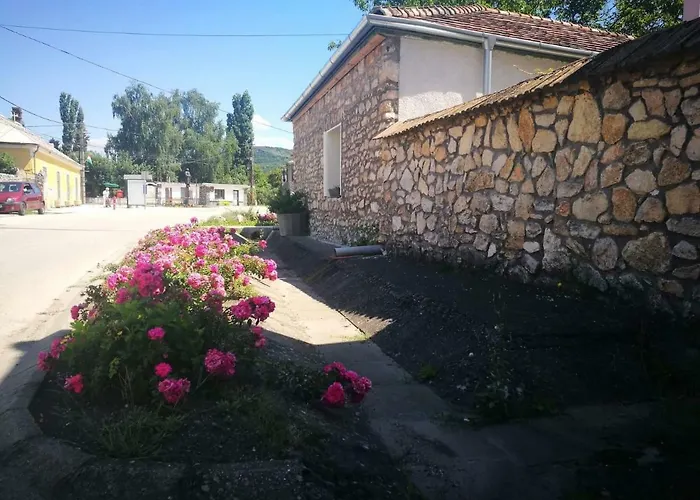 Patak Apartman, Diszel * 터폴차